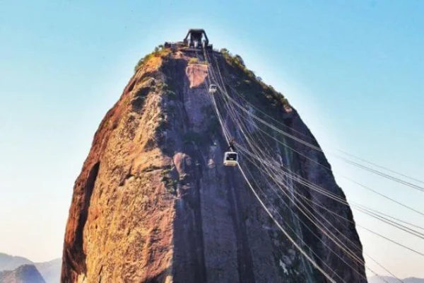 El desplome de un teleférico artesanal deja cuatro muertos en Colombia
