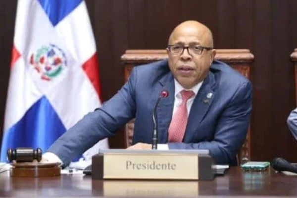 Alfredo Pacheco plantea la posibilidad de realizar cambios a proyecto de Ley Electoral