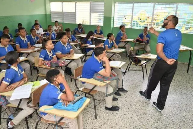 Se reinician las clases este martes luego de las vacaciones de Navidad
