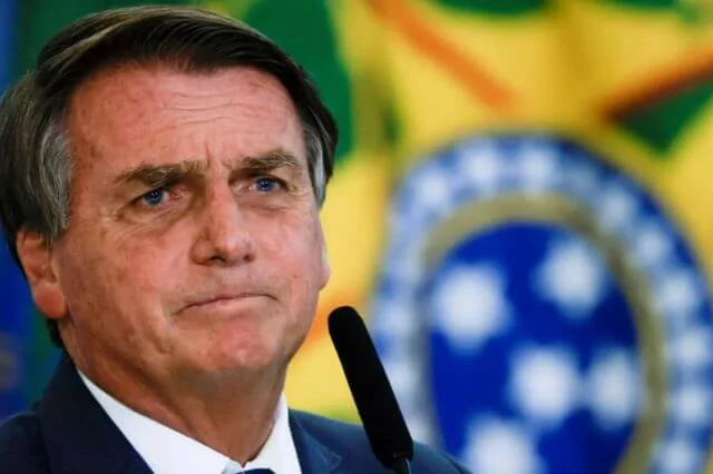 Expresidente de Brasil es internado en hospital de EEUU