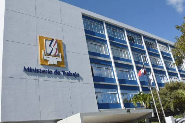 Ministerio de Trabajo inicia hoy feria de empleo en Santo Domingo y Samaná