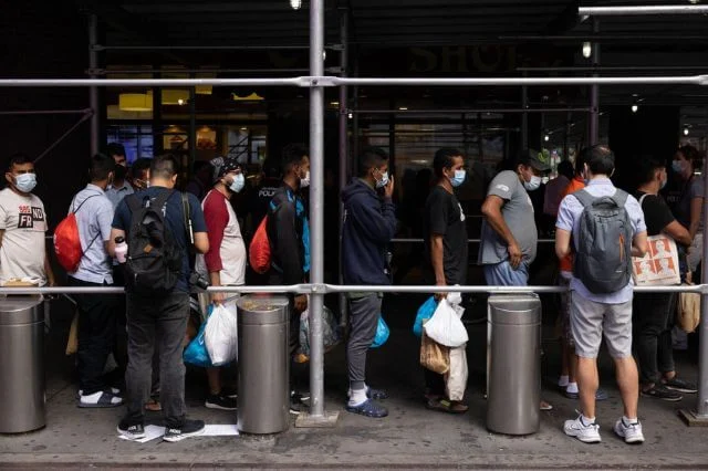 Alcalde de Nueva York lidera una coalición que urge por ayuda ante la crisis migratoria