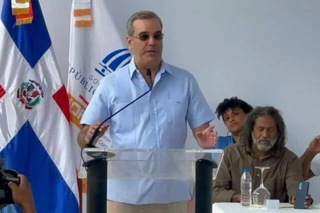 Abinader entrega carretera Juan Veras-Los Higos-Palo Alto en la provincia de Santiago