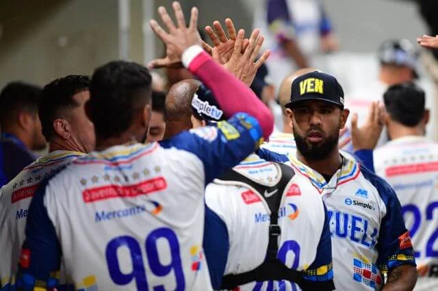 Venezuela derrota a la República Dominicana en Serie del Caribe