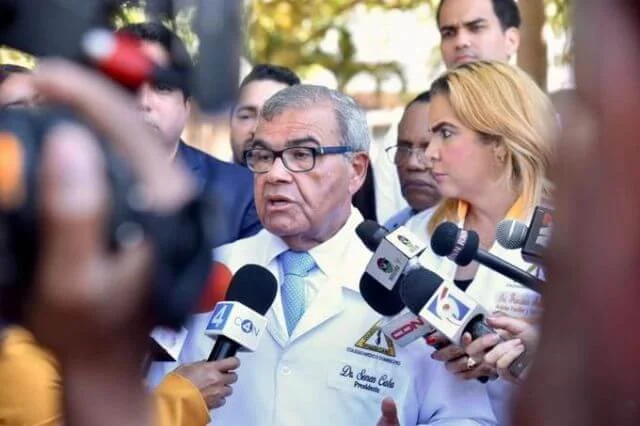 Médicos levantan suspensión de servicios a las ARS, pero no aceptarán a Mapfre
