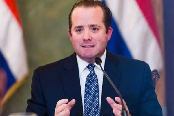 Paliza sobre la reelección de Abinader "es una conversación que se queda para el futuro"