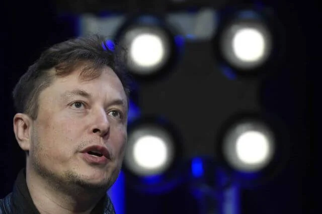 Elon Musk: Twitter cayó su valor a 20.000 millones de dólares