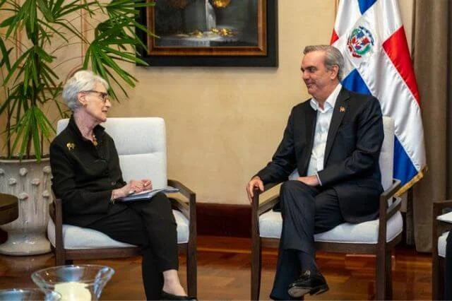 Reunión de Abinader con Wendy Sherman: Haití fue tema principal