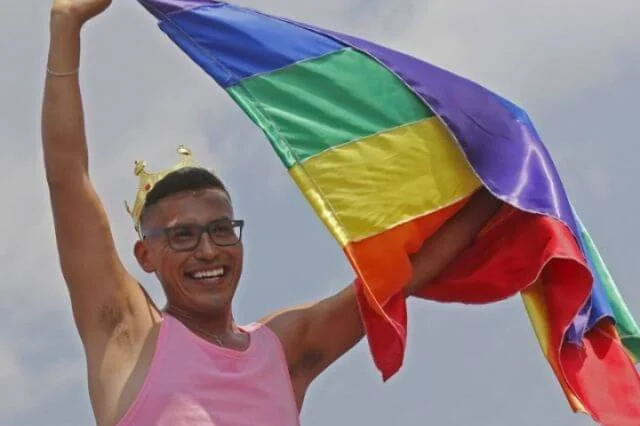 1 de cada 4 estudiantes estadounidenses se identifica como LGBTIQ+, según informe