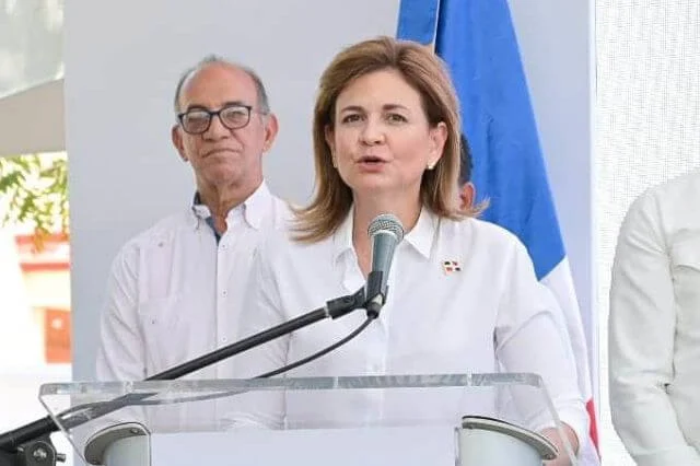 Vicepresidenta inaugurará cuatro polideportivos en el Este este domingo