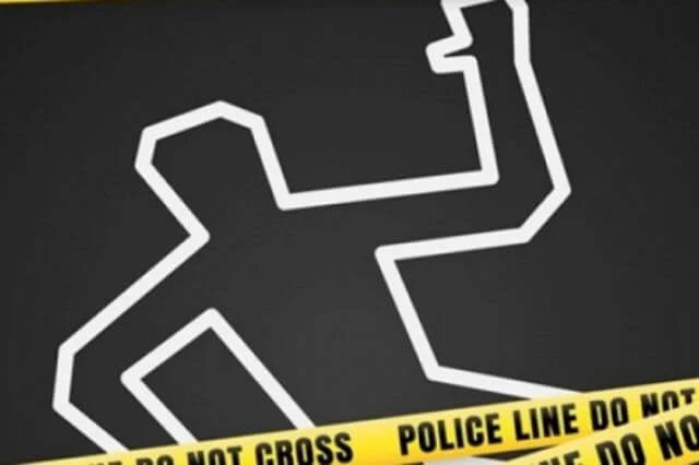 Hallan a un hombre muerto dentro de un carro en San Carlos; una mujer fue hospitalizada
