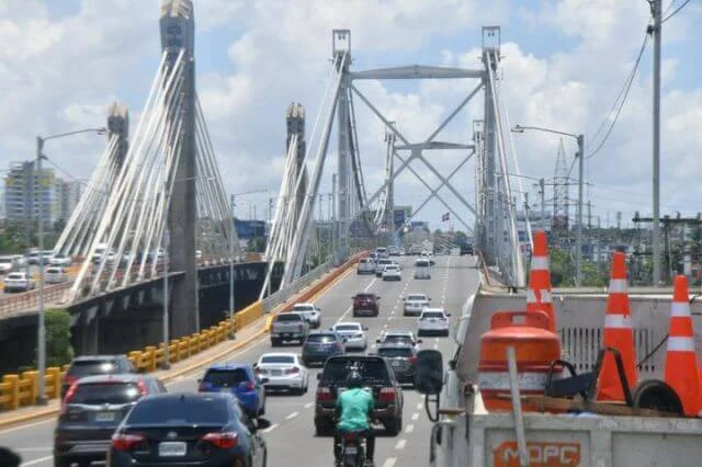 Abren el tránsito por puente Duarte