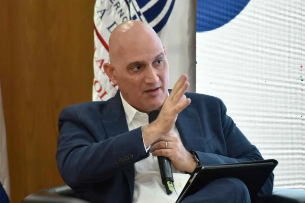 Ministro de Econimía asegura niveles de inflación comienzan a moderarse