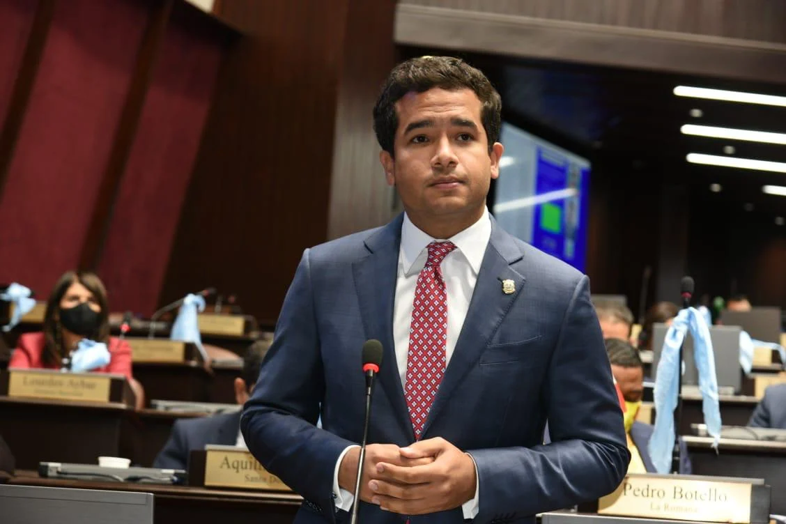 Omar Fernández sostiene: «Nueva resolución de la Junta Central es nula de pleno derecho; imposible aplicar»