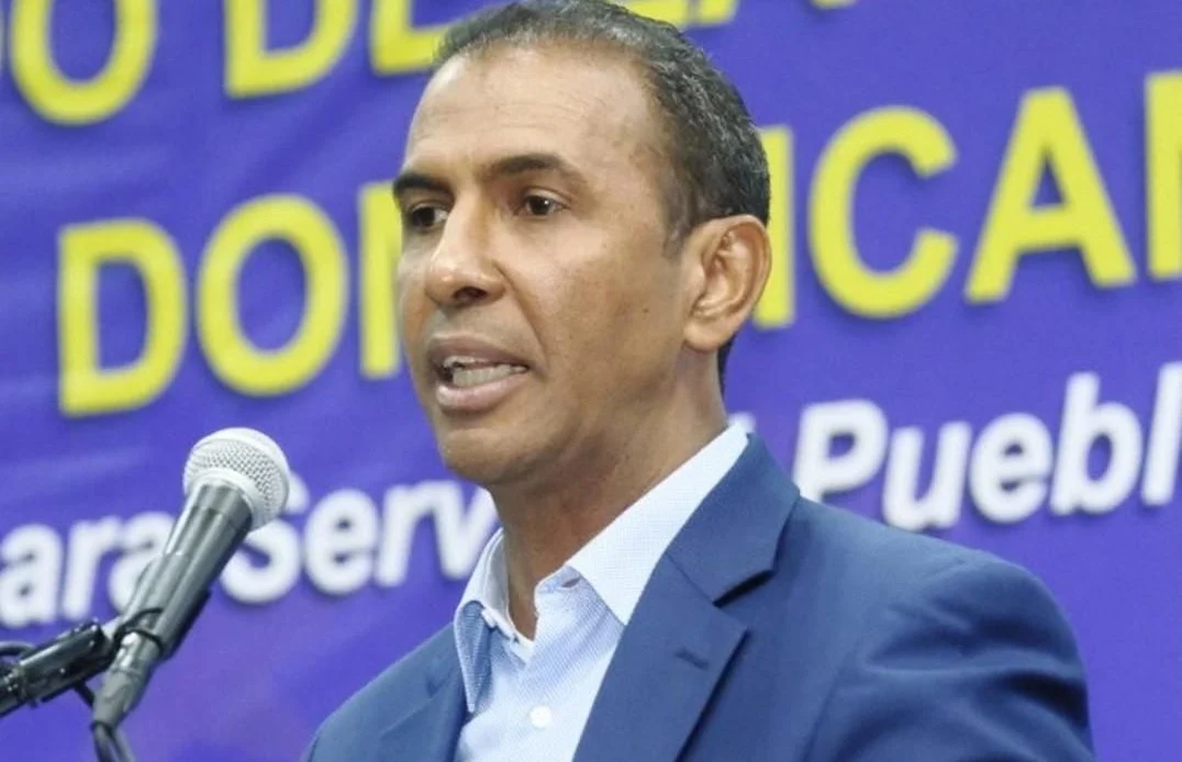 Domingo Contreras aboga por real aplicación Ley Residuos Sólidos