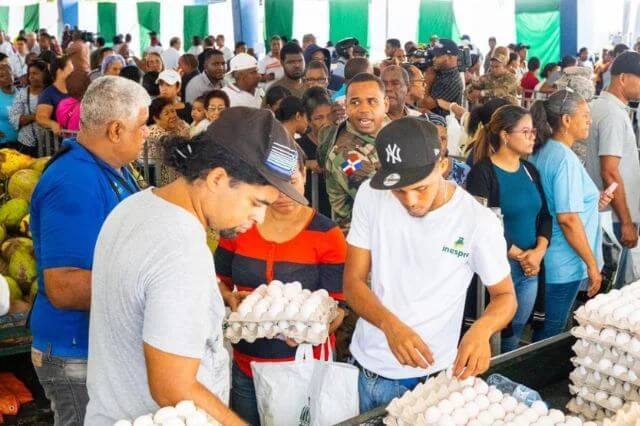 Inespre inicia su feria “Inespre está de Madre” en Ciudad Ganadera