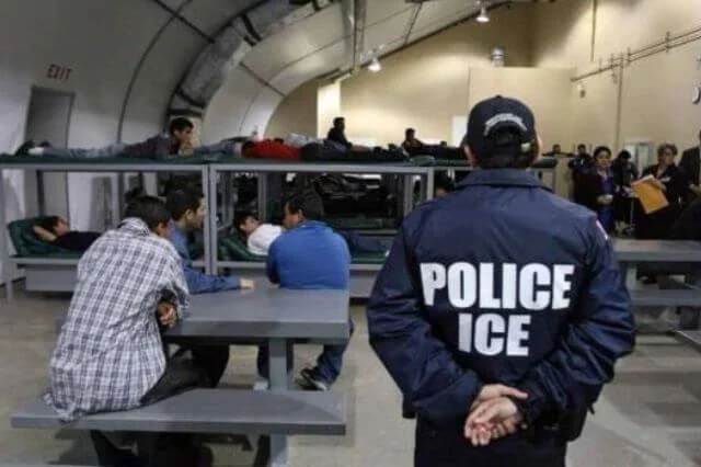 Estados Unidos deporta a otro grupo de dominicanos bajo el Título 8