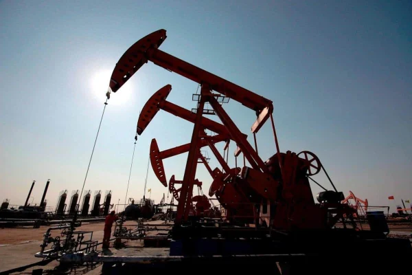 El petróleo de Texas abre con una subida del 0.07% y el barril se sitúa en US$71.6