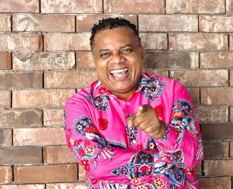 Pochy Familia se fractura clavícula en accidente de tránsito