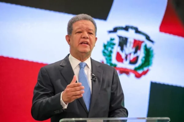 Expresidente Leonel Fernández da positivo al COVID-19 por segunda ocasión