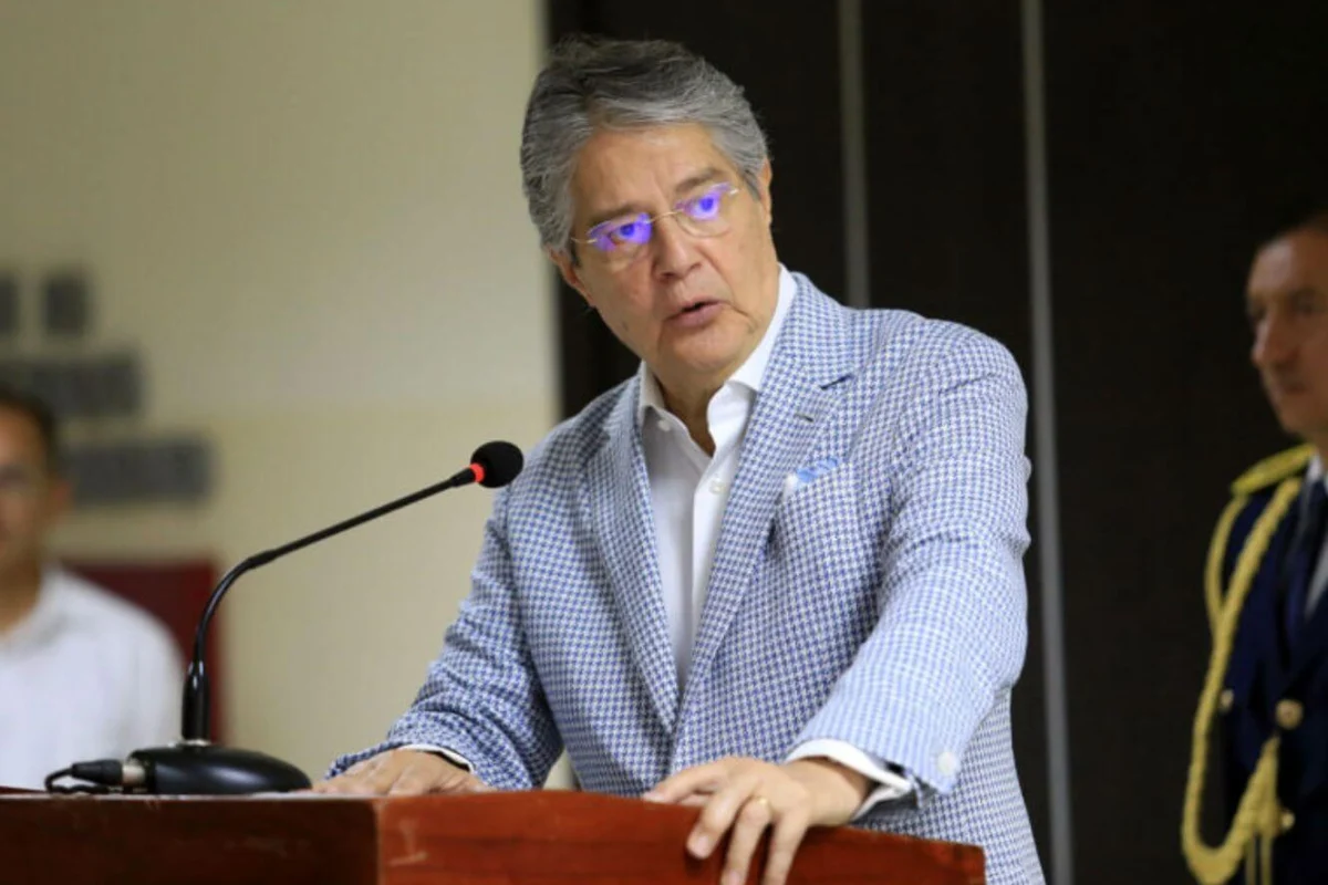 Lasso anuncia que no se postulará a la presidencia de Ecuador