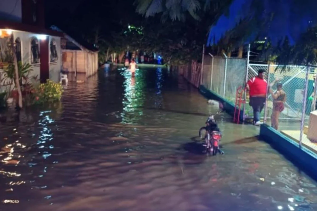 Afectados por inundaciones en región Suroeste recibirán raciones de Comedores Económicos
