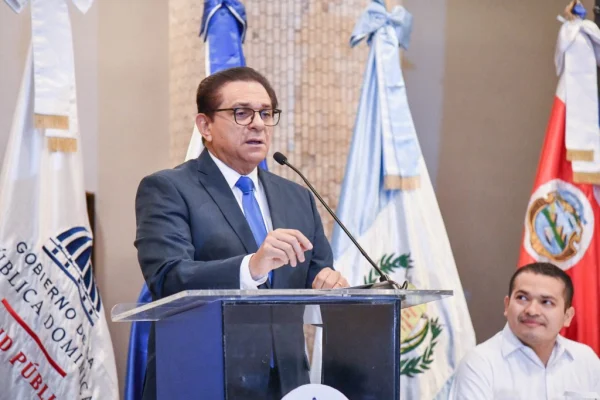 Ministro de Salud:  RD ha mejorado la calidad del servicio de salud y la especialización