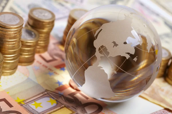 La producción económica mundial caería un 2,8 % en el primer año si China bloquea a Taiwán