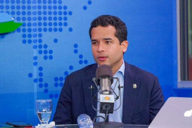 Omar Fernández dice ocho partidos políticos han cerrado filas con FP