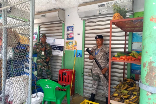 Clausuran 27 comercios por fraude con tarjetas de ayudas sociales