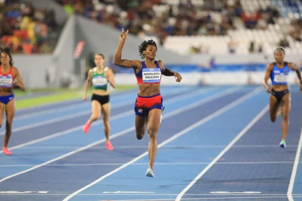 ¡Bestial! Marileidy Paulino gana los 400 metros lisos y rompe récord en  Centroamericanos