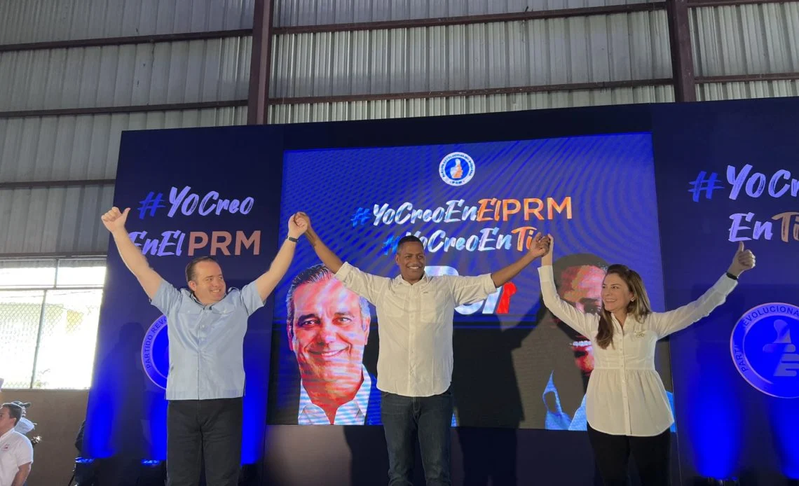 Diputado Bolivar Valera aterriza en las filas del PRM