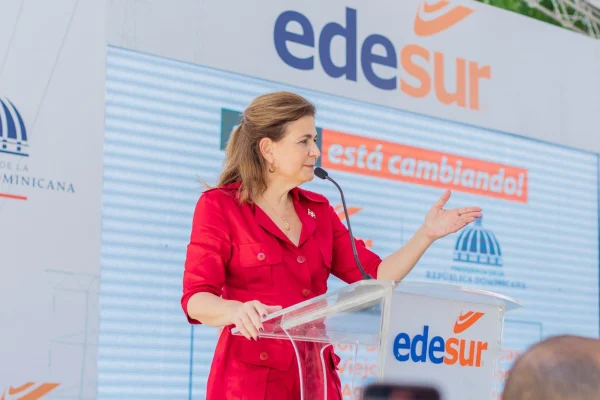 Vicepresidenta afirma apagones no son por razones financieras