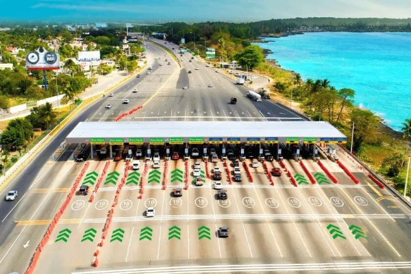 RD Vial informa que a partir de este sábado más carriles de paso rápido agilizarán los peajes