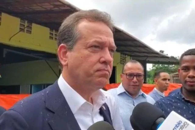 Ito Bisonó: El presidente está consultando la reelección y nosotros se la estamos pidiendo