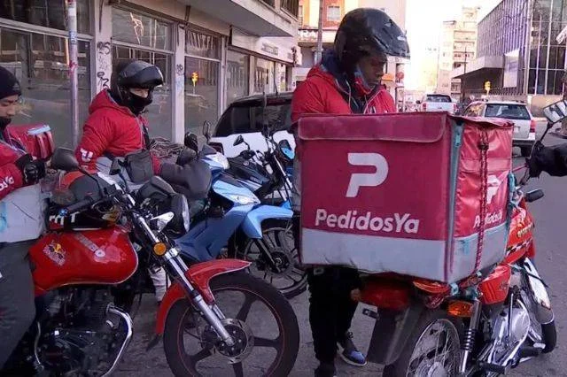 ¿Por qué protestan repartidores de Pedidos Ya?