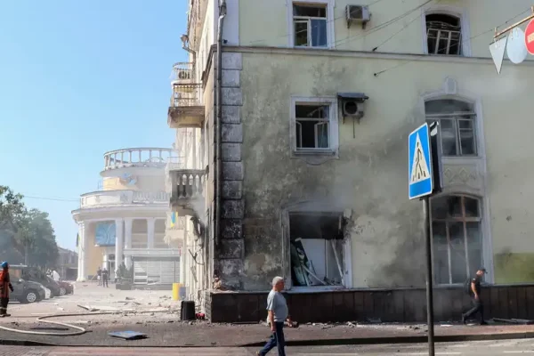 Bombardeo ruso en Chernígov deja 6 muertos y 37 heridos