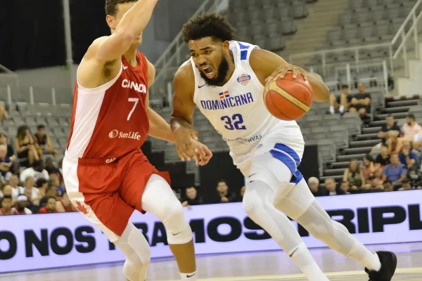 Dominicana vence a Canadá en fogueo previo al Mundial de Baloncesto