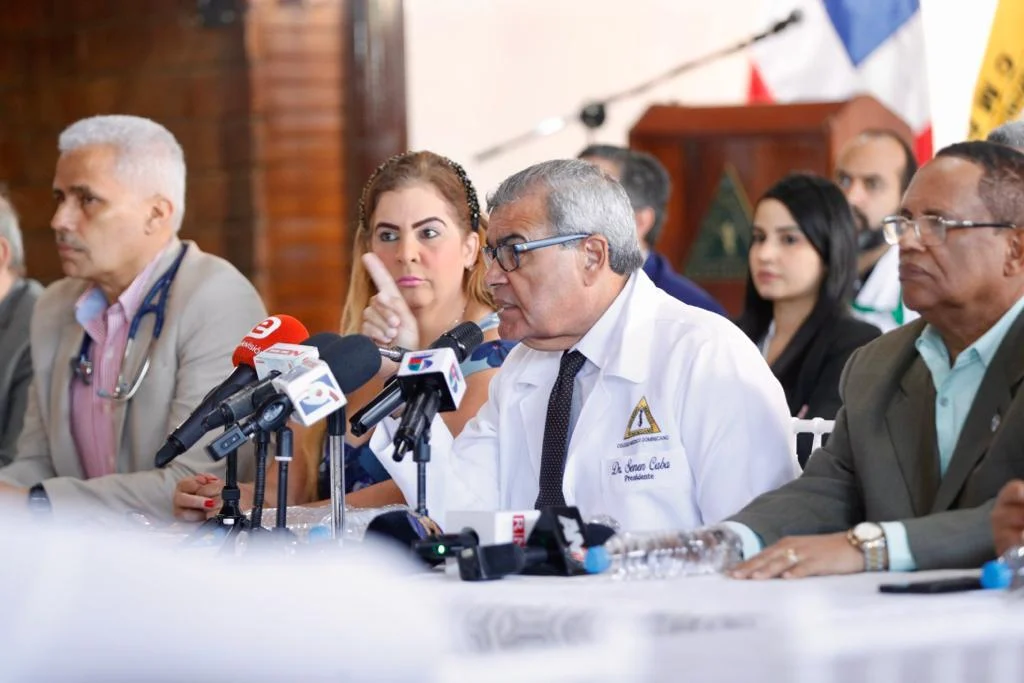 Ante paro labores del CMD instituciones de salud del Gobierno reaccionan preocupados