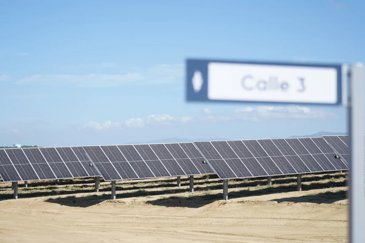 EGE Haina inaugura el Parque Solar Esperanza en provincia Valverde