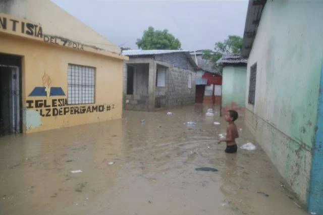 Así se vivió la tormenta Franklin en Santo Domingo