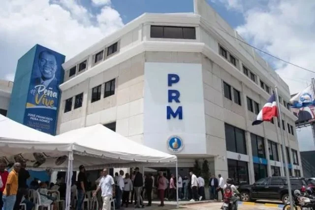 PRM se defiende y denuncia que oposición inscribió dirigentes de manera fraudulenta