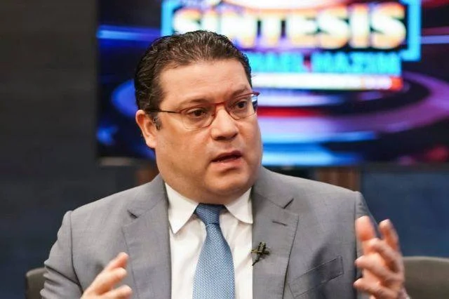 Eduardo Sanz Lovatón: "Abinader continuará como presidente"