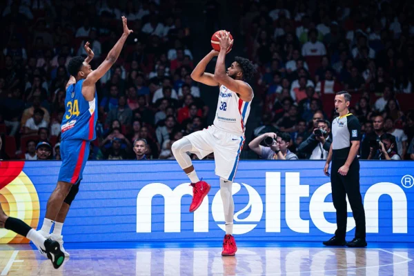 Guiados por Karl Towns, República Dominicana vence a Filipinas en Mundial de Baloncesto FIBA