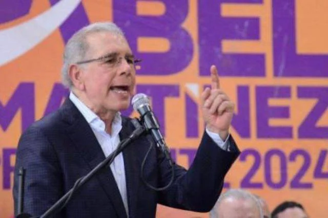 Danilo baja línea y pide votar morado aunque el candidato sea de otro partido