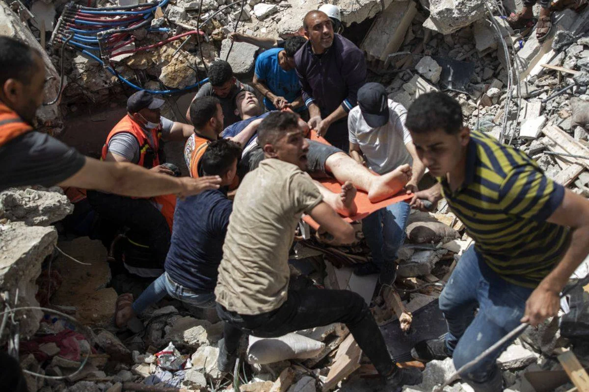 Ataque a hospital en Gaza que autoridades israelíes niega deja cientos de víctimas mortales