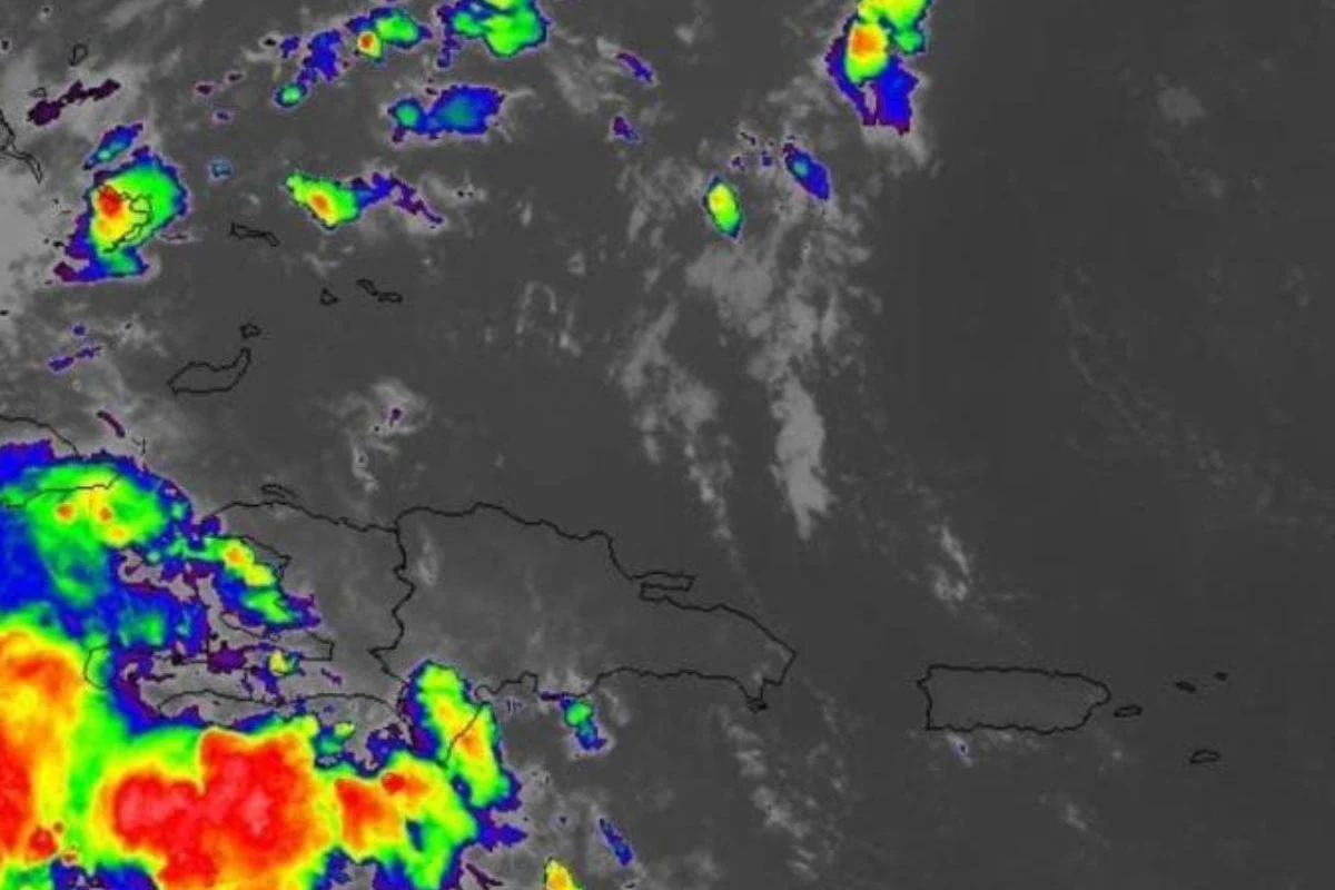 Aguaceros sobre el país este miércoles y jueves por disturbio tropical en el mar Caribe