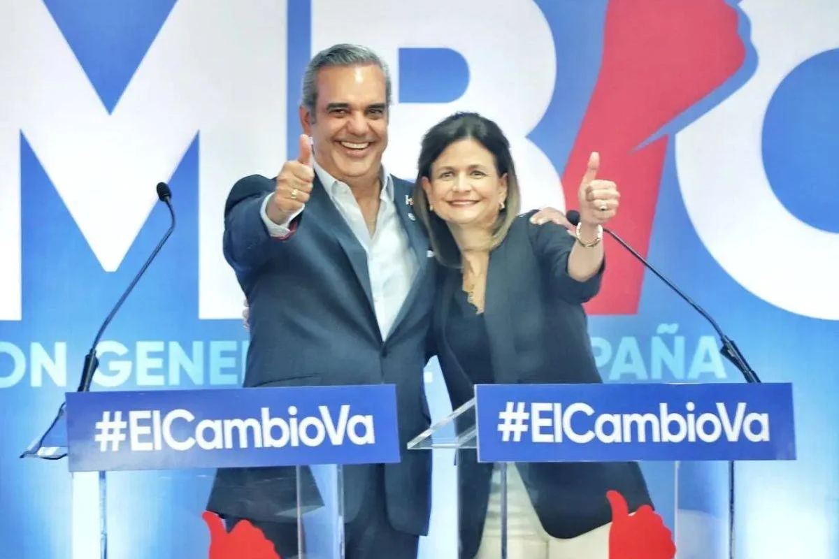 Luis Abinader anuncia a Raquel Peña como su compañera de boleta nuevamente