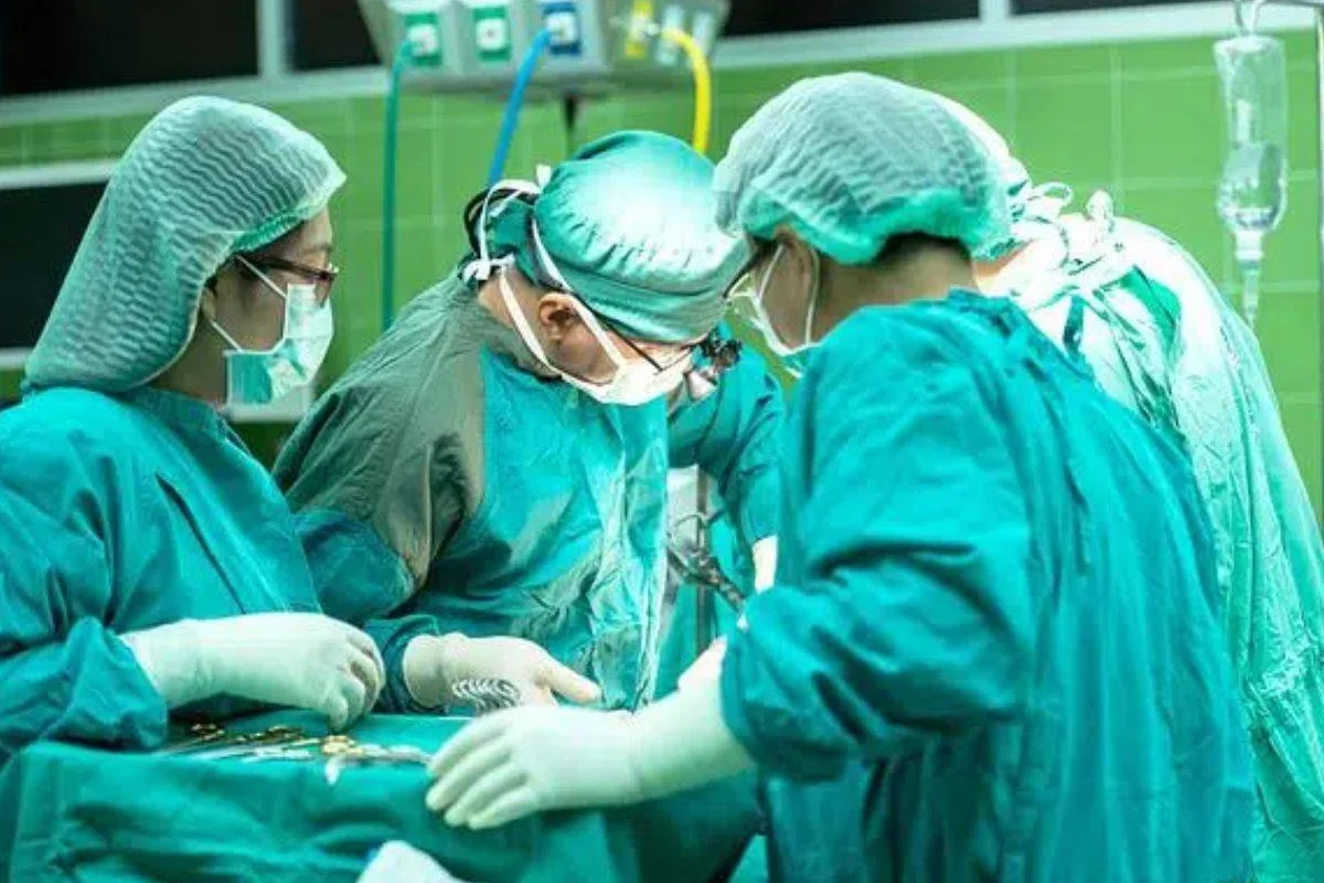 Ministro de Salud alerta sobre intrusismo en el área médica