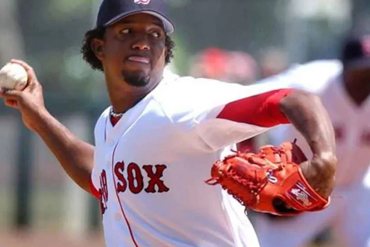 Aprueban nombrar «Avenida Pedro Martínez» a la Prolongación 27 de Febrero